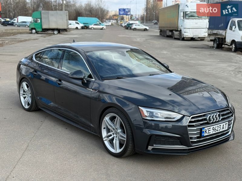 Купе Audi A5 2019 в Киеве