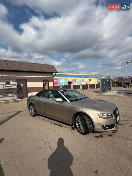Кабриолет Audi A5 2010 в Киеве