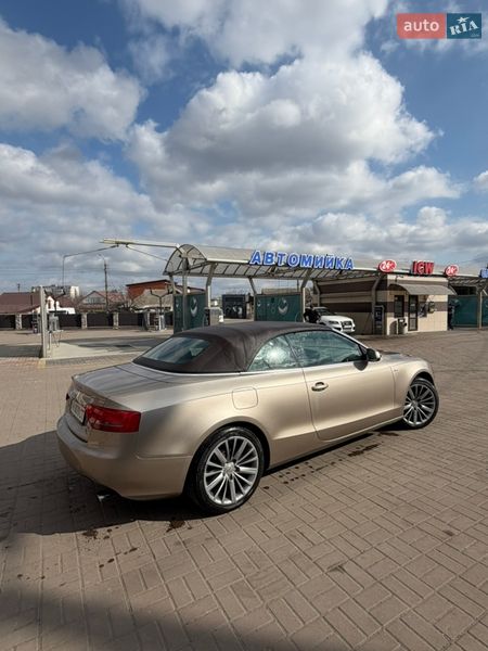 Кабриолет Audi A5 2010 в Киеве