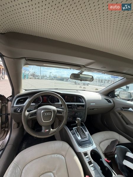 Кабріолет Audi A5 2010 в Києві фото 30 Кабріолет Audi A5 2010 в Києві