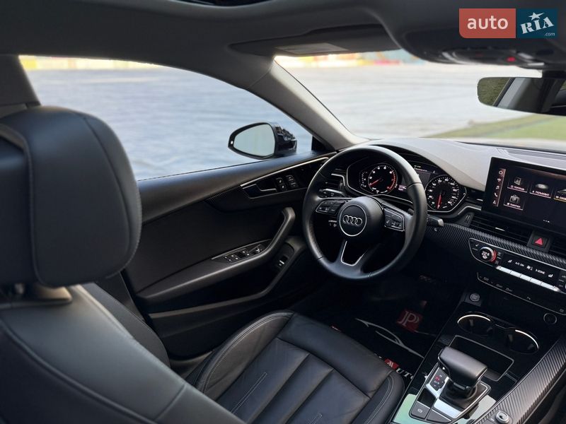 Лифтбек Audi A5 2022 в Одессе