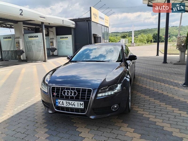 Audi A5 2010 Audi A5 2010
