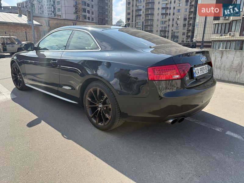 Купе Audi A5 2014 в Києві