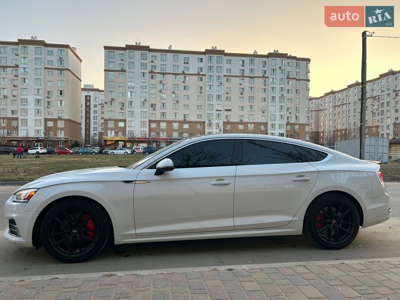Купе Audi A5 2017 в Киеве