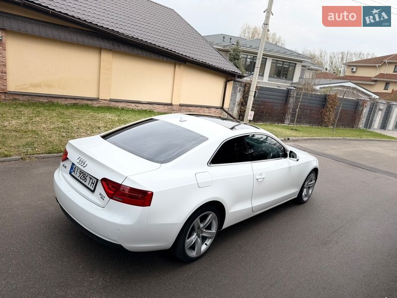 Купе Audi A5 2012 в Киеве