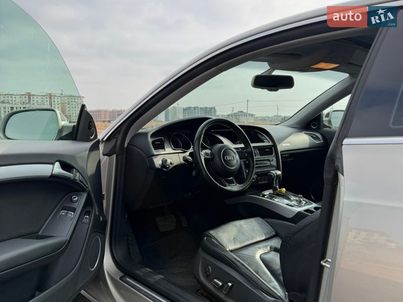 Купе Audi A5 2013 в Киеве