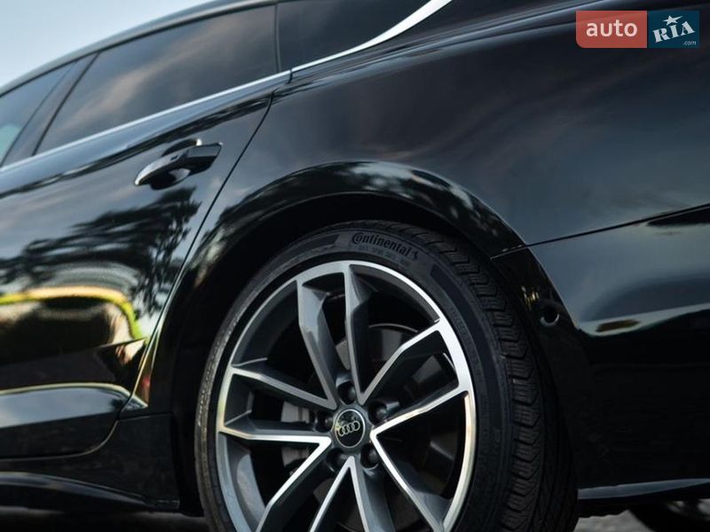 Лифтбек Audi A5 2022 в Львове