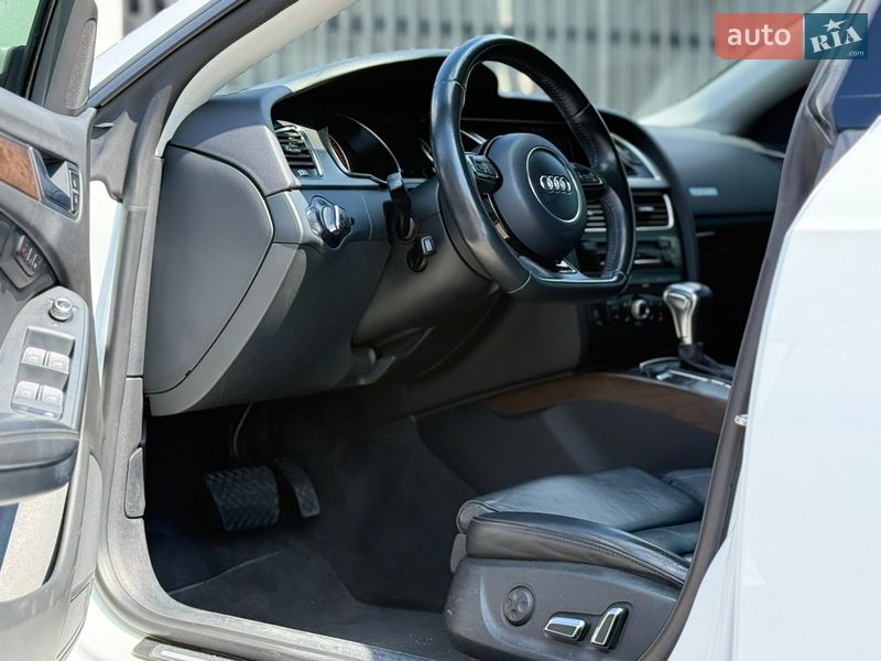 Купе Audi A5 2012 в Білій Церкві