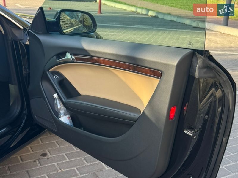Купе Audi A5 2012 в Києві
