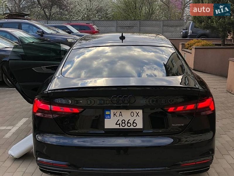 Лифтбек Audi A5 2023 в Киеве