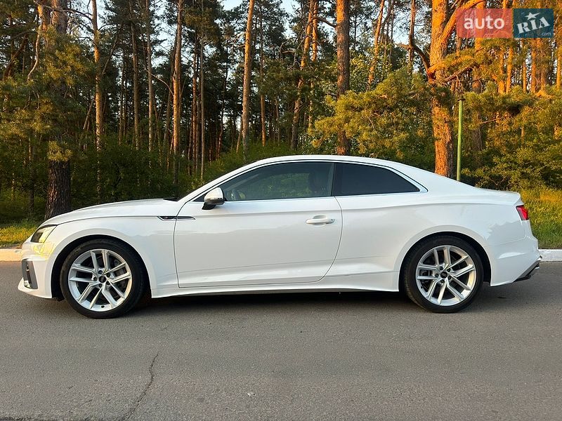 Купе Audi A5 2023 в Киеве