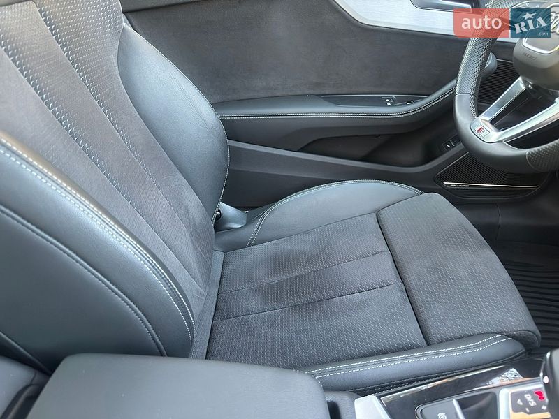 Купе Audi A5 2023 в Киеве