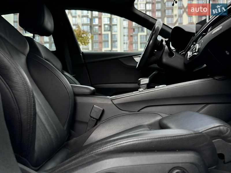 Купе Audi A5 2017 в Ивано-Франковске