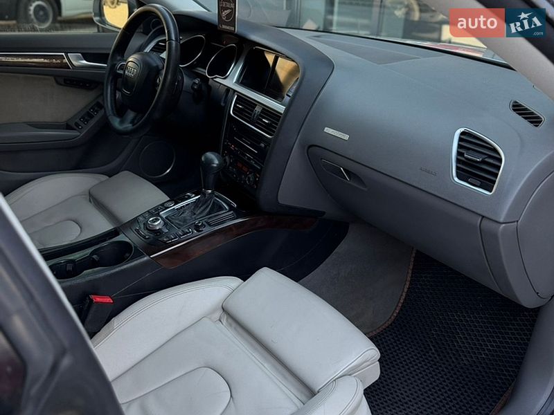 Купе Audi A5 2009 в Черновцах