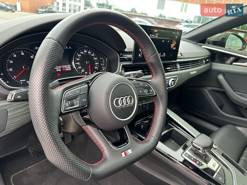 Купе Audi A5 2022 в Києві