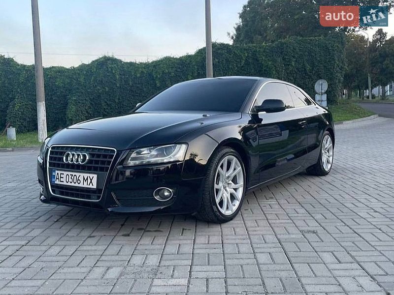 Купе Audi A5 2010 в Дніпрі