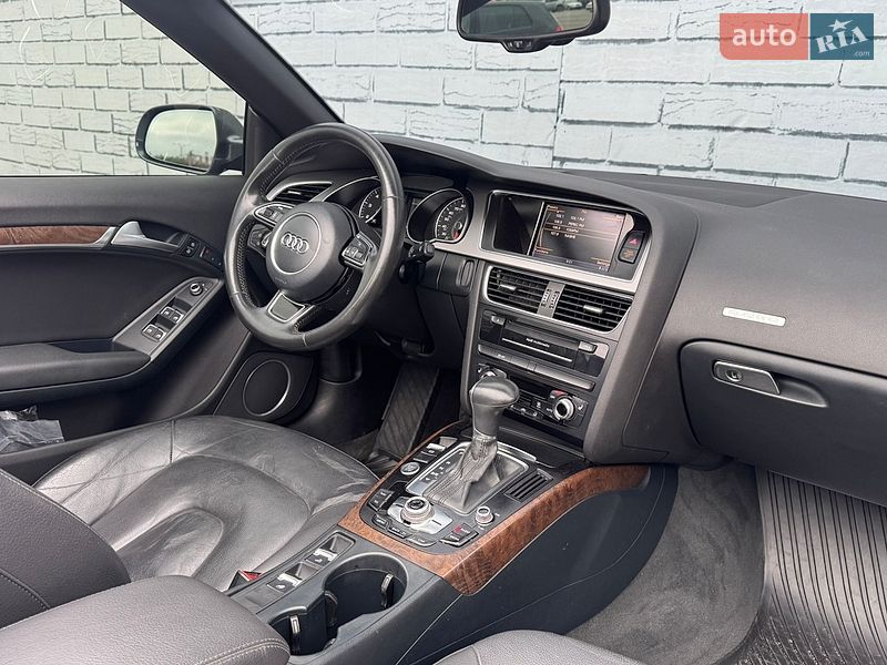 Кабриолет Audi A5 2012 в Киеве