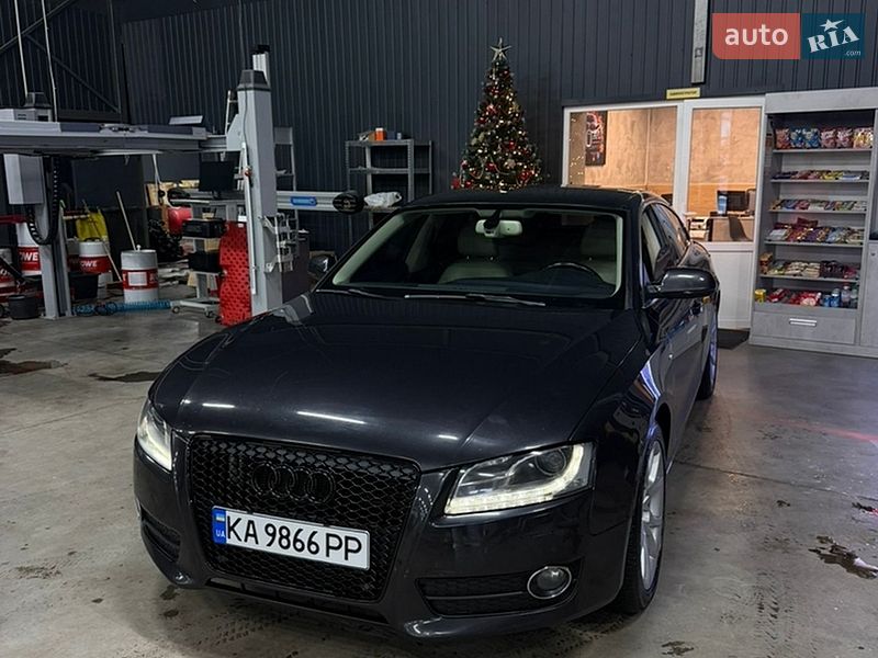 Купе Audi A5 2010 в Киеве