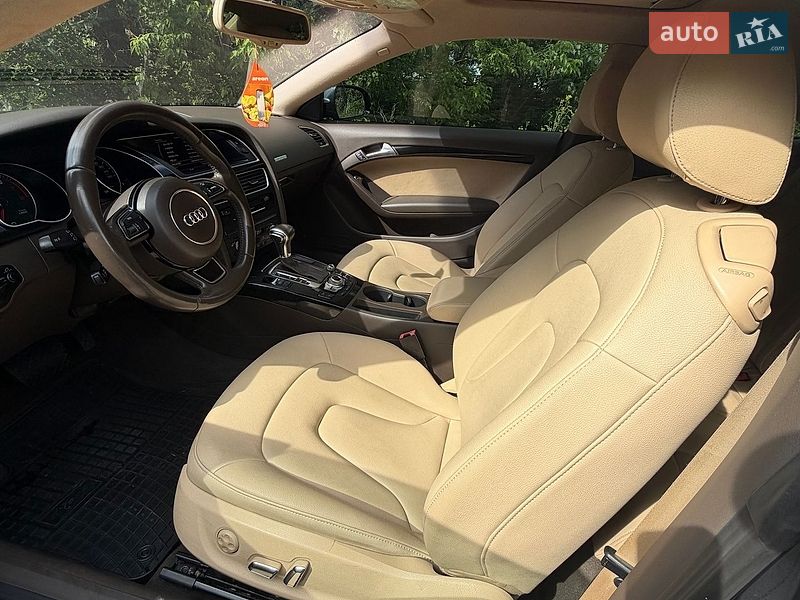 Купе Audi A5 2012 в Києві фото 20 Купе Audi A5 2012 в Києві