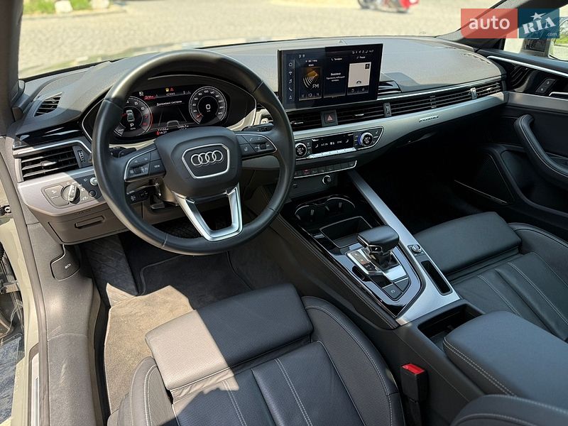 Купе Audi A5 2022 в Львове