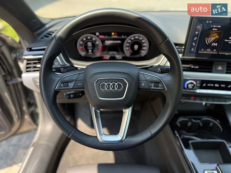 Купе Audi A5 2022 в Львове
