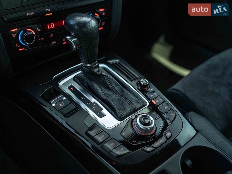 Купе Audi A5 2011 в Черновцах