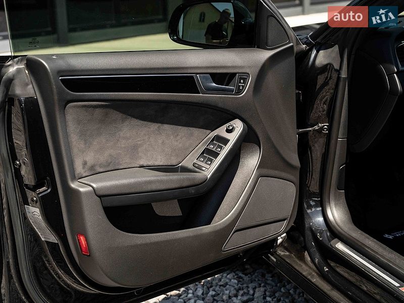 Купе Audi A5 2011 в Черновцах