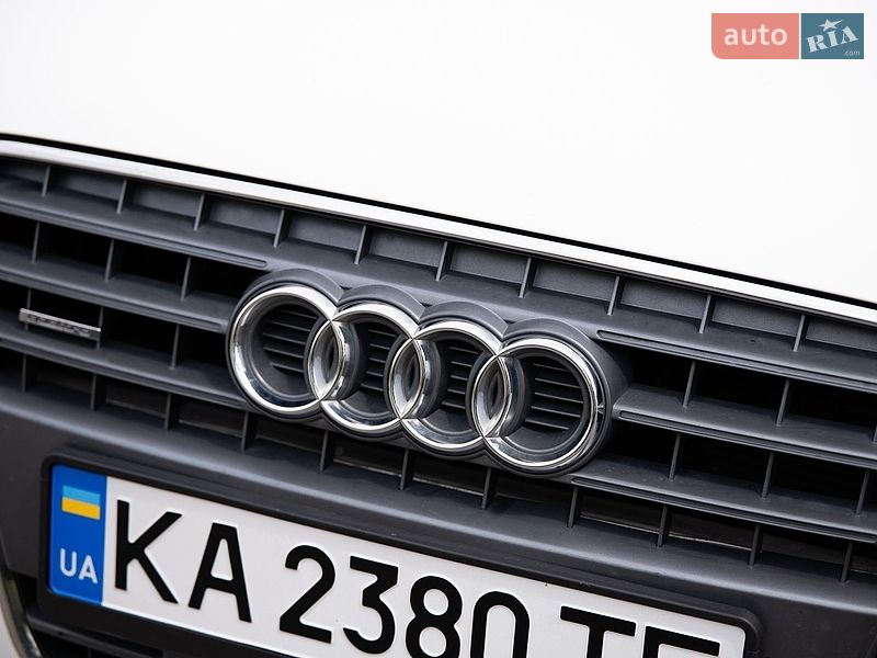 Кабриолет Audi A5 2012 в Киеве