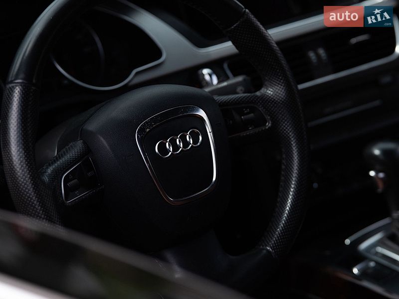 Кабриолет Audi A5 2012 в Киеве