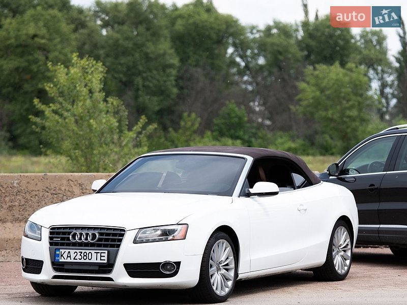 Кабриолет Audi A5 2012 в Киеве