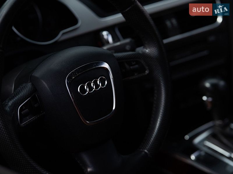 Кабриолет Audi A5 2012 в Киеве