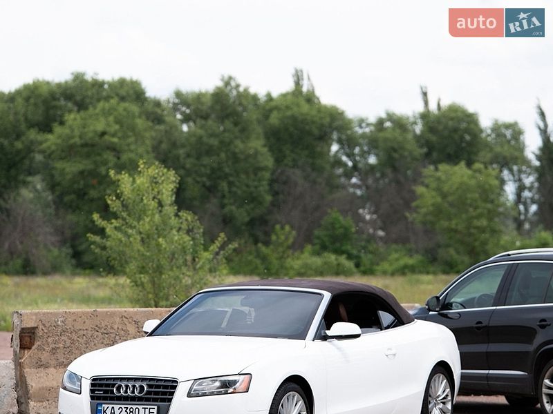 Кабриолет Audi A5 2012 в Киеве