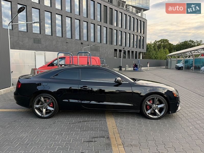 Купе Audi A5 2011 в Киеве