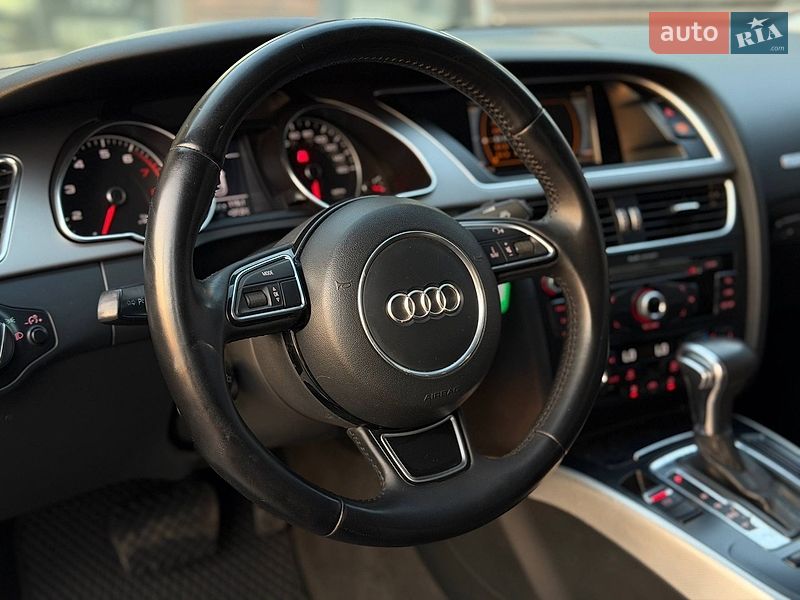 Купе Audi A5 2013 в Львові