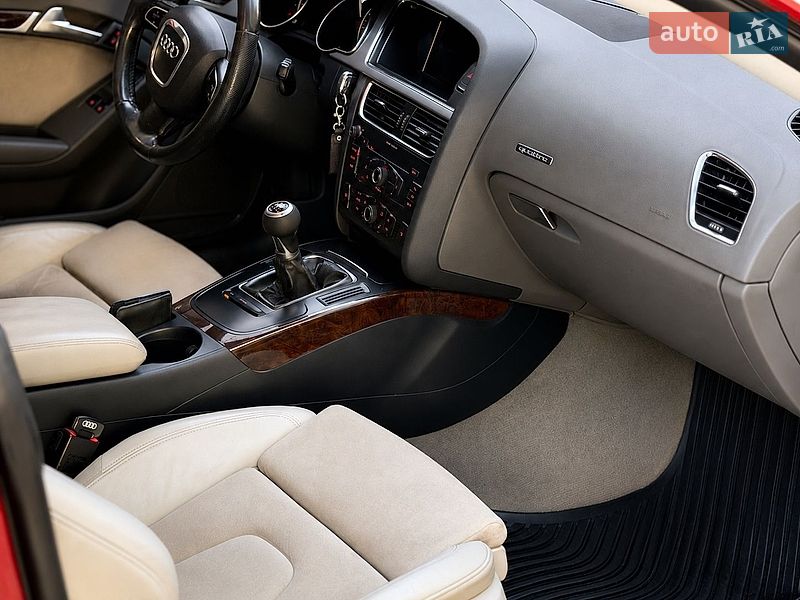 Купе Audi A5 2007 в Черновцах