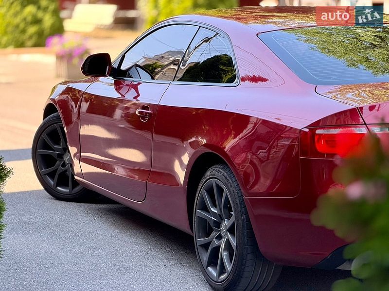 Купе Audi A5 2007 в Черновцах