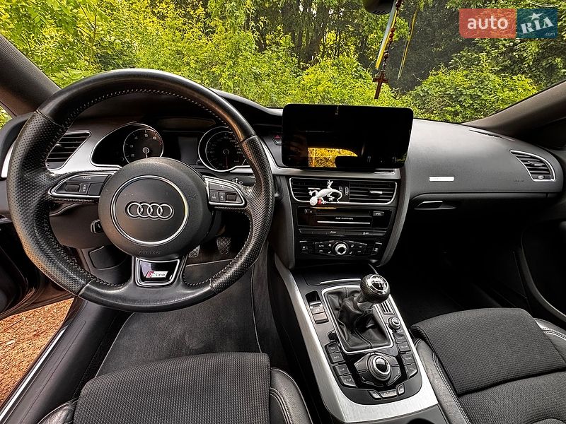 Купе Audi A5 2012 в Львові
