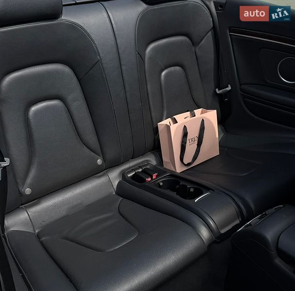 Кабриолет Audi A5 2010 в Киеве