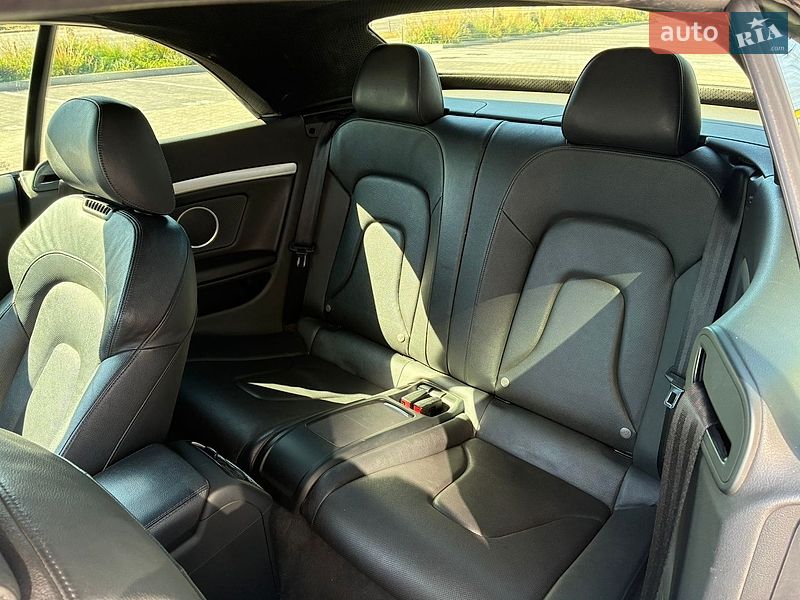 Кабриолет Audi A5 2013 в Киеве