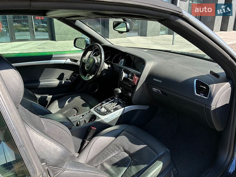 Кабриолет Audi A5 2013 в Киеве