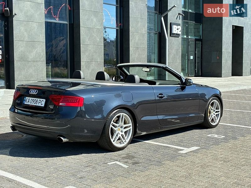 Кабриолет Audi A5 2013 в Киеве