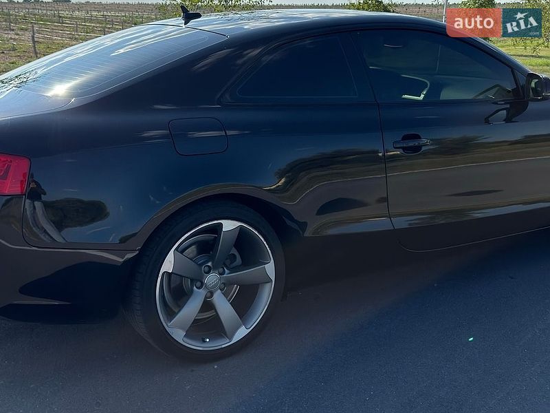 Купе Audi A5 2014 в Дніпрі