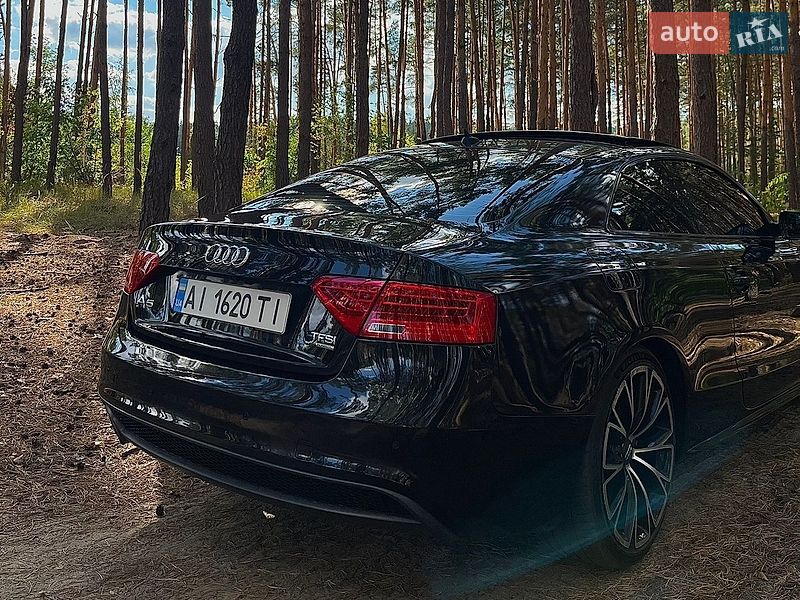 Купе Audi A5 2013 в Ірпені