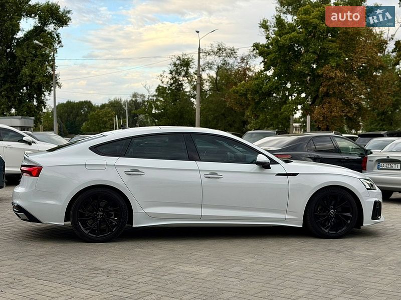 Лифтбек Audi A5 2023 в Днепре