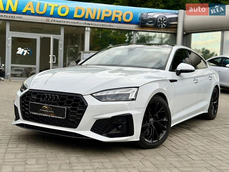 Лифтбек Audi A5 2023 в Днепре