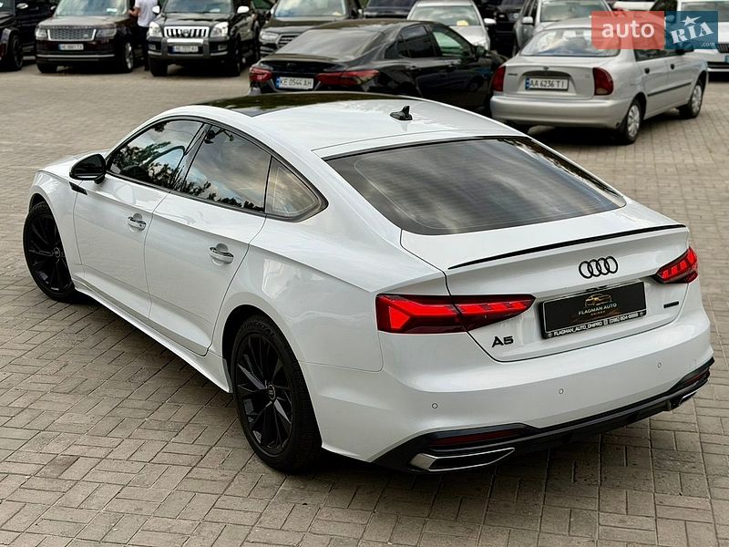 Лифтбек Audi A5 2023 в Днепре