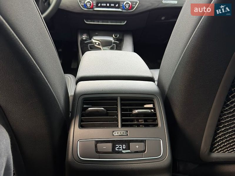 Лифтбек Audi A5 2023 в Днепре