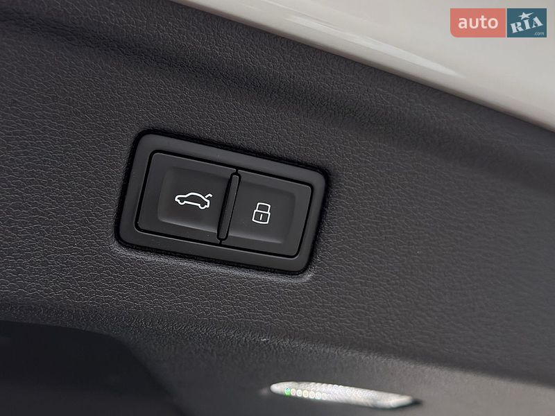 Лифтбек Audi A5 2023 в Днепре