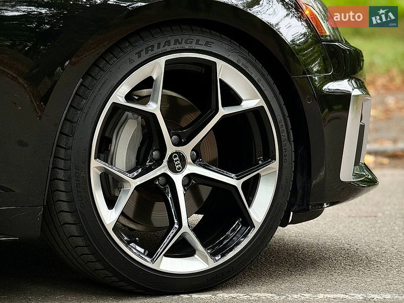 Кабріолет Audi A5 2024 в Чернівцях