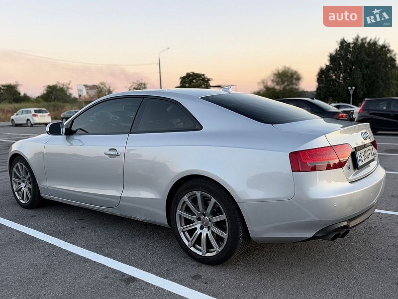 Купе Audi A5 2011 в Запорожье